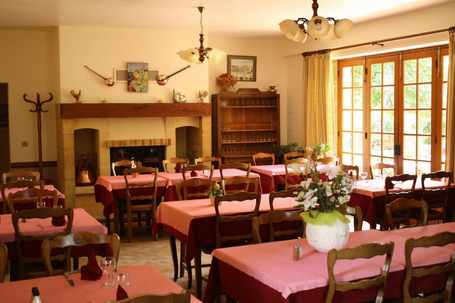 Hotel Chastrusse Nadaillac-de-Rouge Екстер'єр фото