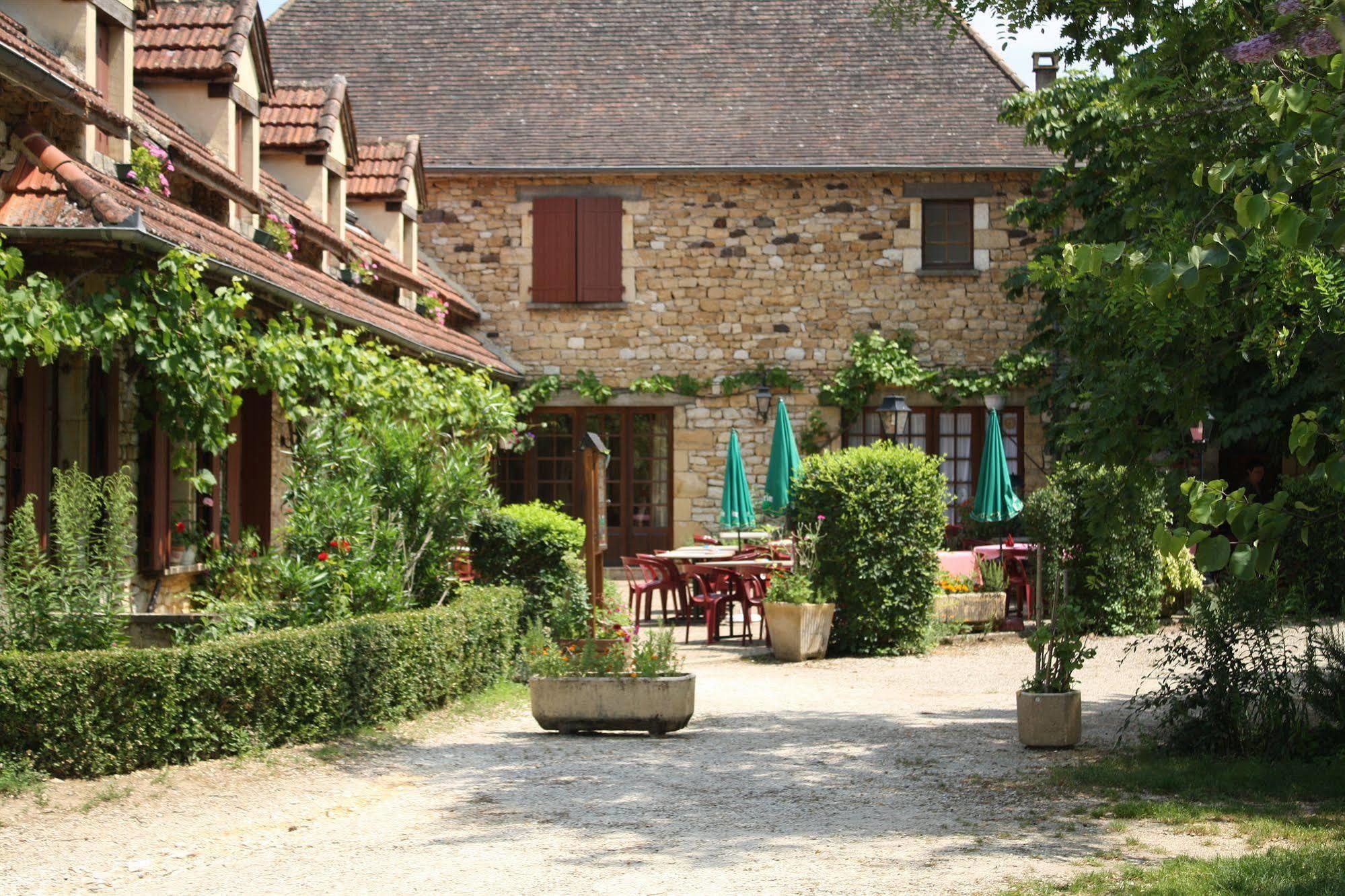 Hotel Chastrusse Nadaillac-de-Rouge Екстер'єр фото
